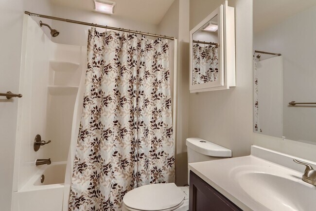 Building Photo - Downtown Tranquility: 2BDR Escape in Lafay...