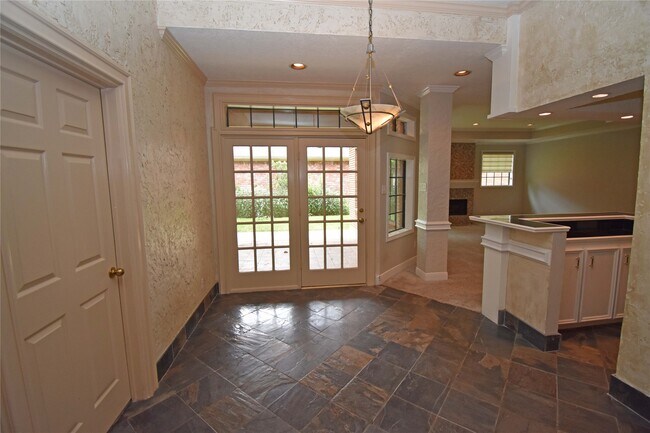 Building Photo - 14003 Muirfield Village Dr