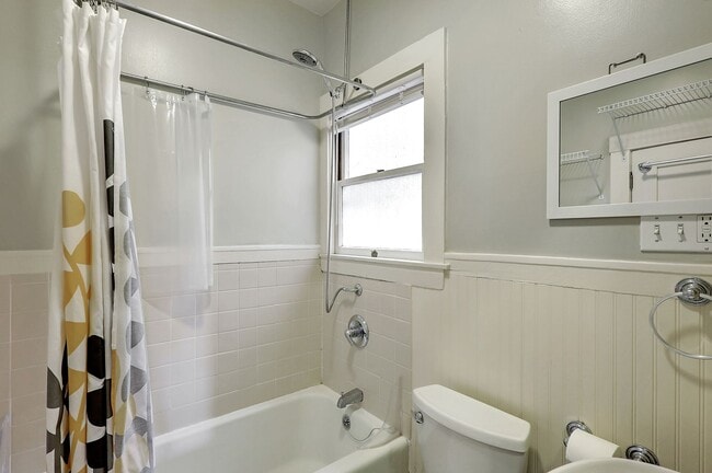 Building Photo - Perfect Blend of Piedmont Ave Energy & Tree-Lined Tranquility