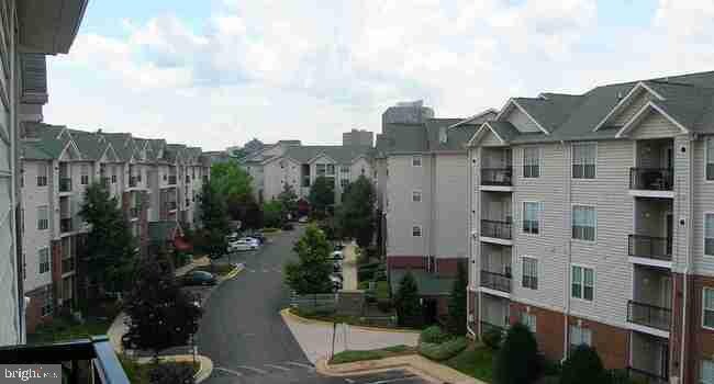 Building Photo - 1530 Spring Gate Dr.