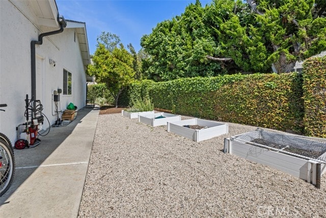 Building Photo - 31204 Via Solana