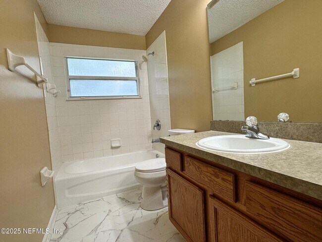 Building Photo - 1318 Yellow Jacket Ct