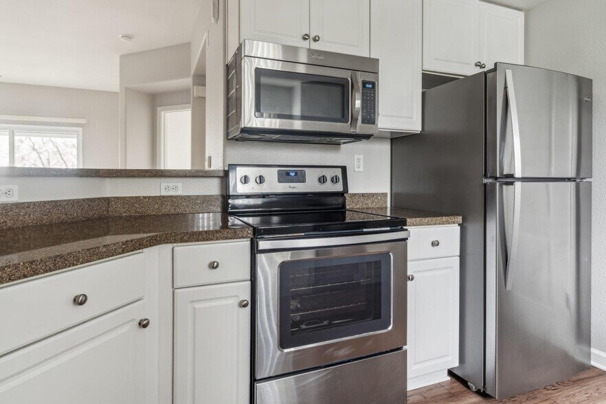 Primary Photo - Kensington Apartments