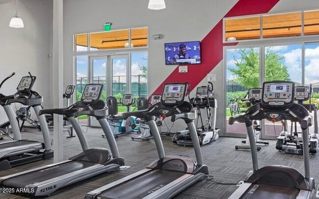 Building Photo - 10029 E Tahoe Ave