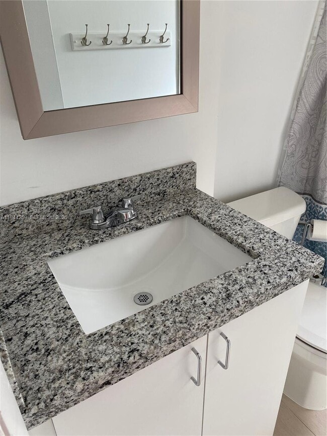 Building Photo - 35 SW 21st Ave