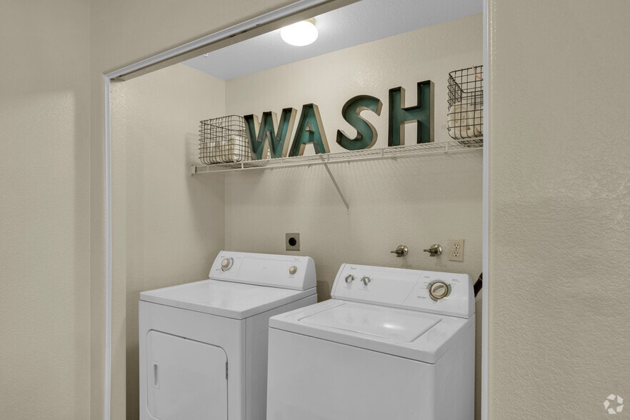 1BR, 1BA - 792SF - Washer & Dryer Area - The Enclave at Menifee