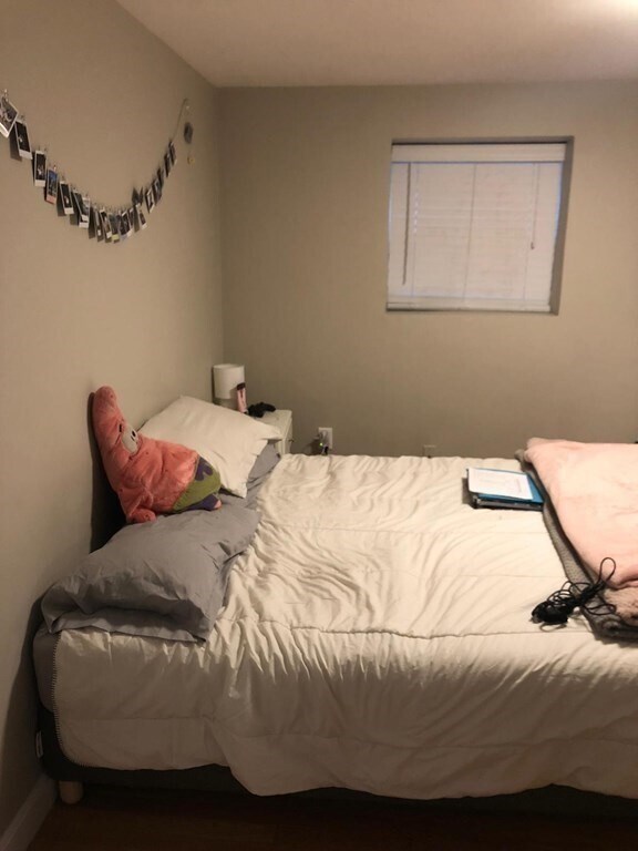 Building Photo - 295 Shirley St