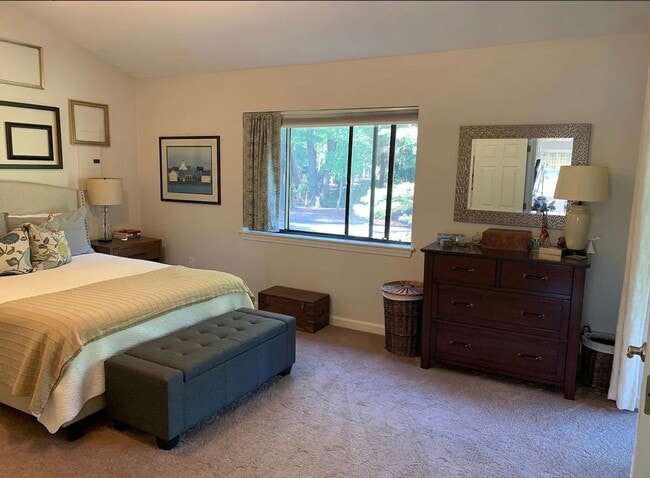 Building Photo - 179 Trailside Way