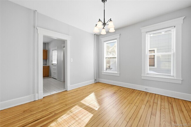 Building Photo - 163 Ketcham Ave