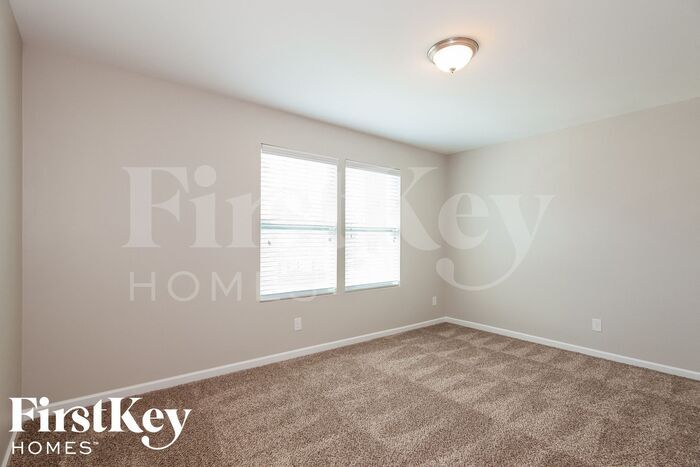 Building Photo - 114 Tilton Dr