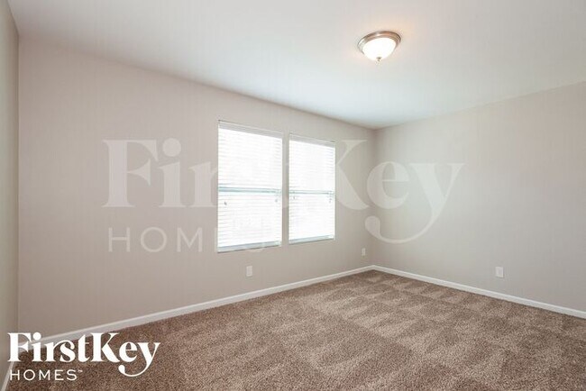 Building Photo - 114 Tilton Dr