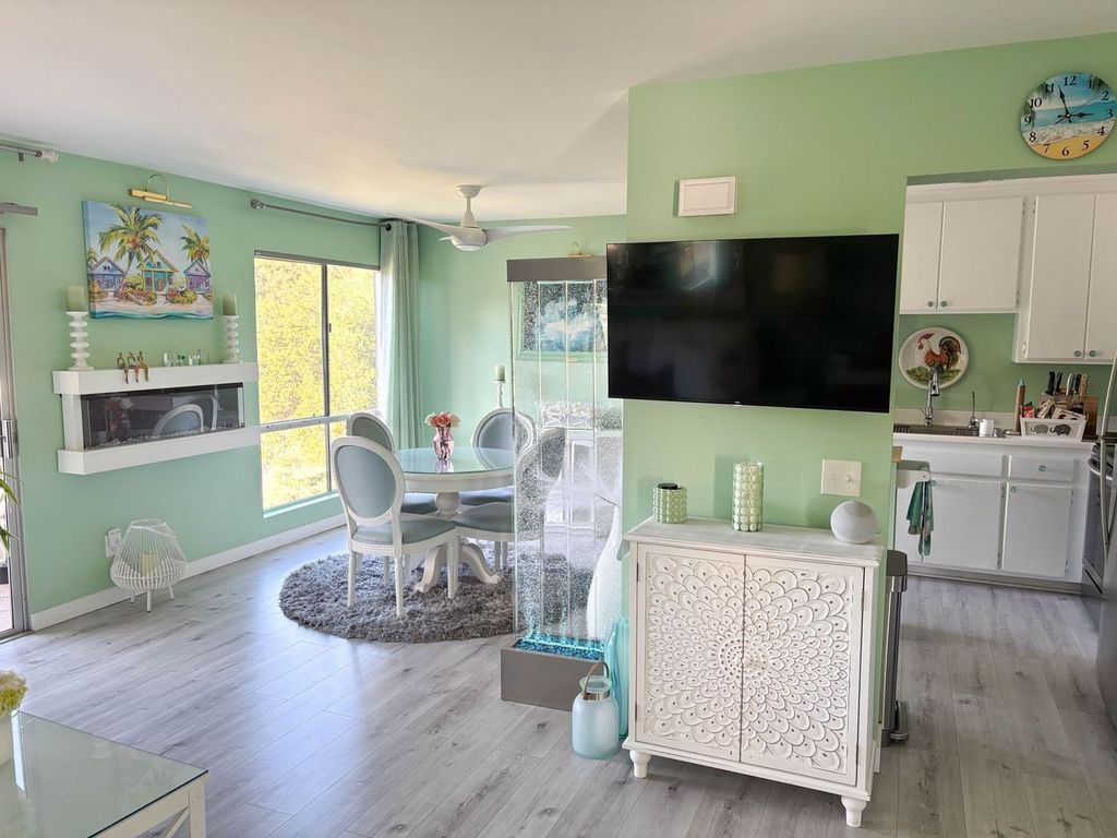 Building Photo - 291 Sequoia Ct