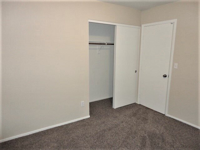 Building Photo - 1219 Sunfire Ave