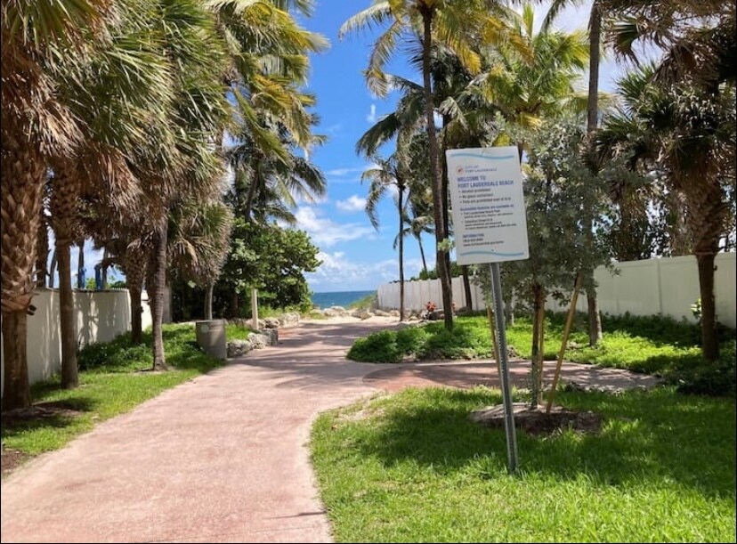 Building Photo - 3429 Galt Ocean Dr