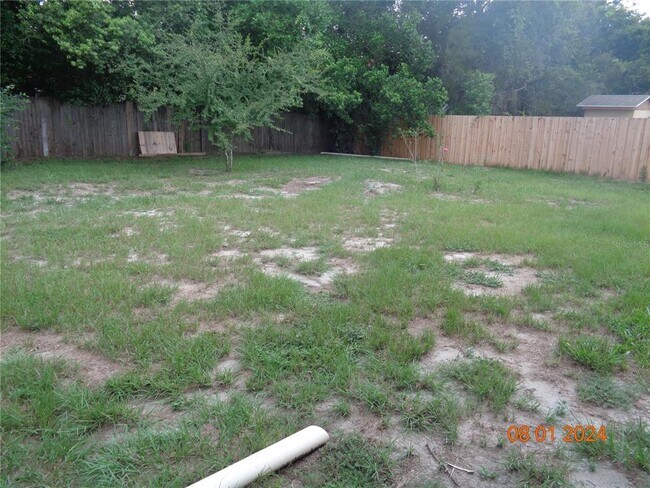 Building Photo - 508 Camelia Ln