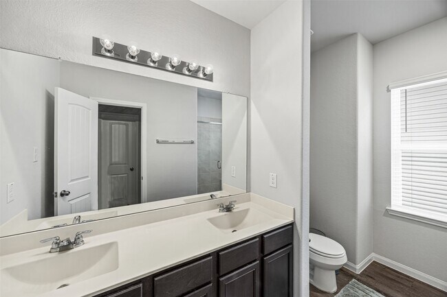 Building Photo - 3919 Faletti Dr