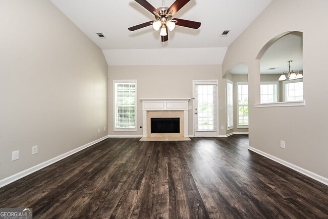 Building Photo - 114 Rockbridge Loop