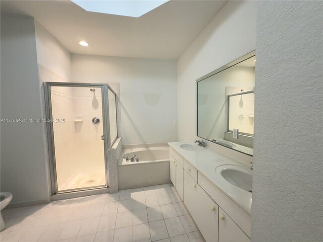Building Photo - 16549 SW 78th Terrace