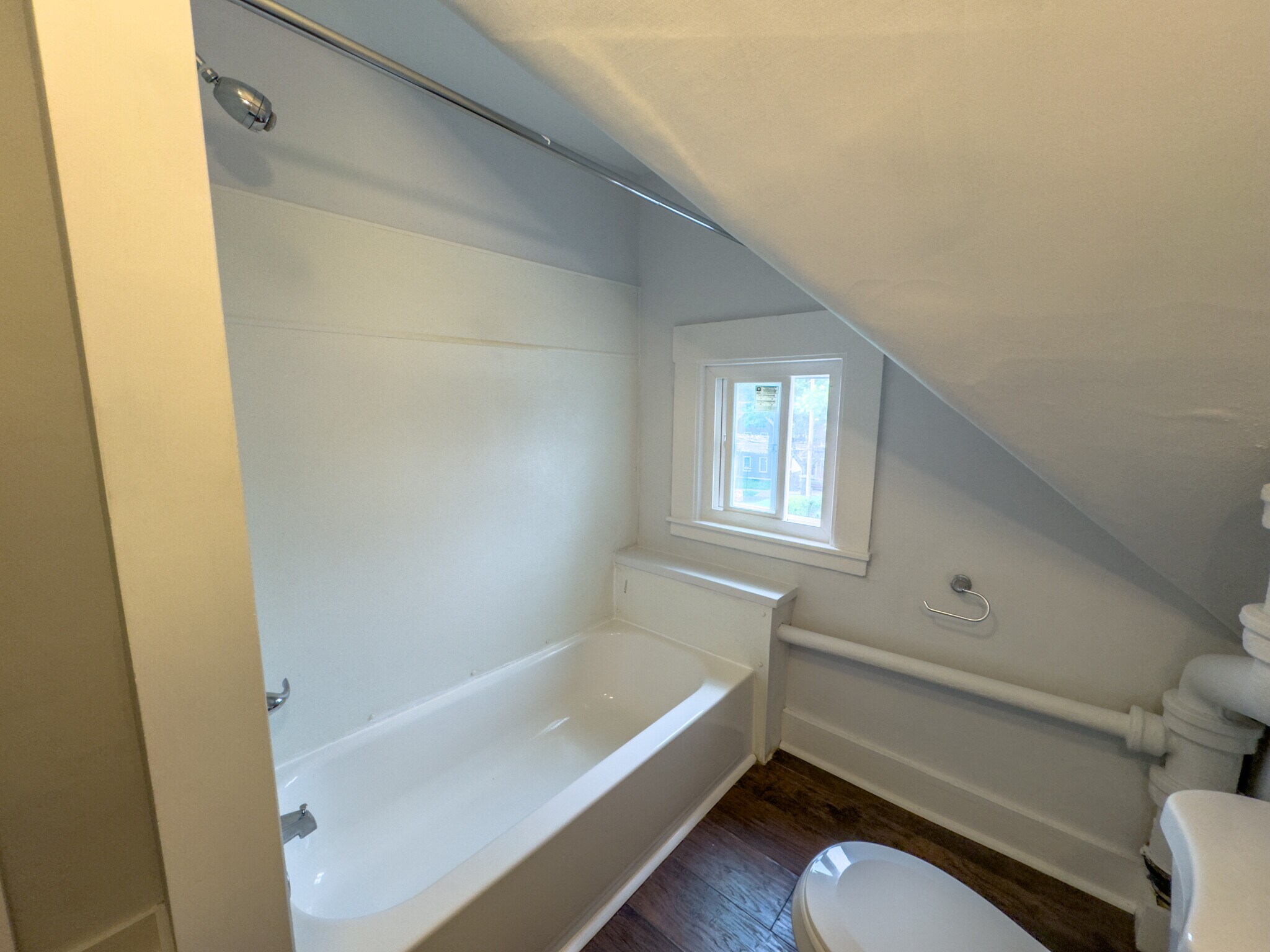 Building Photo - 255 County St