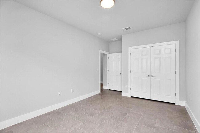 Building Photo - 9708 Evening Canopy Dr