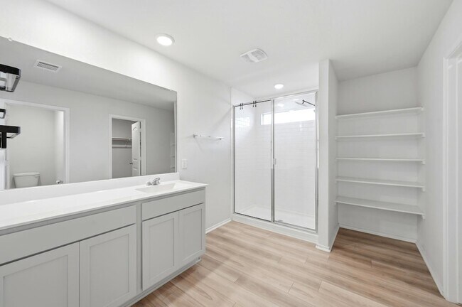 Building Photo - 1009 Marvin Wy