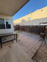 Building Photo - 783 E 24th St