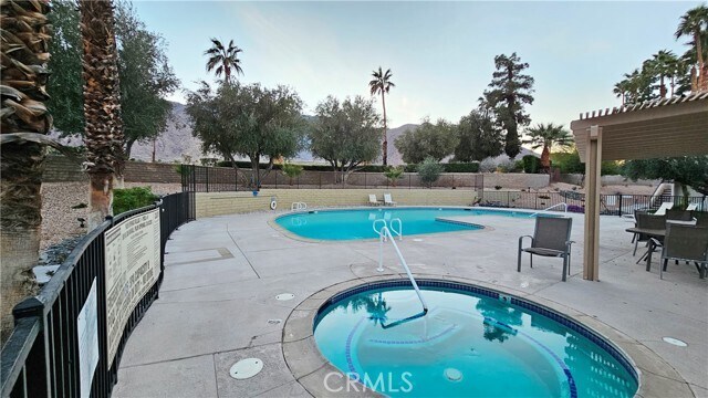 Building Photo - 2825 N Los Felices Rd