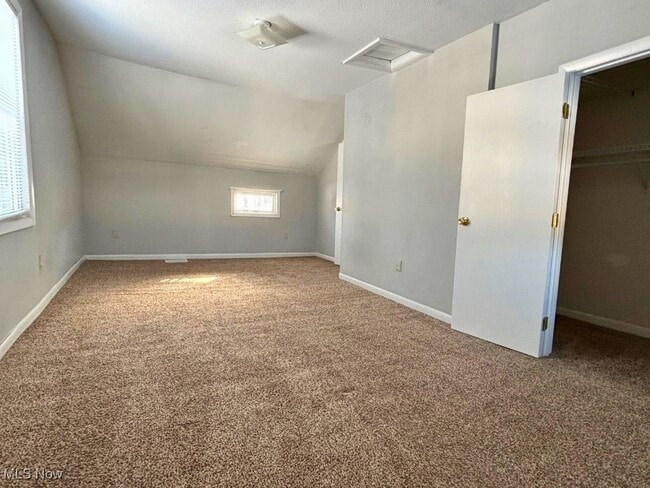 Building Photo - 151 Chestnut St