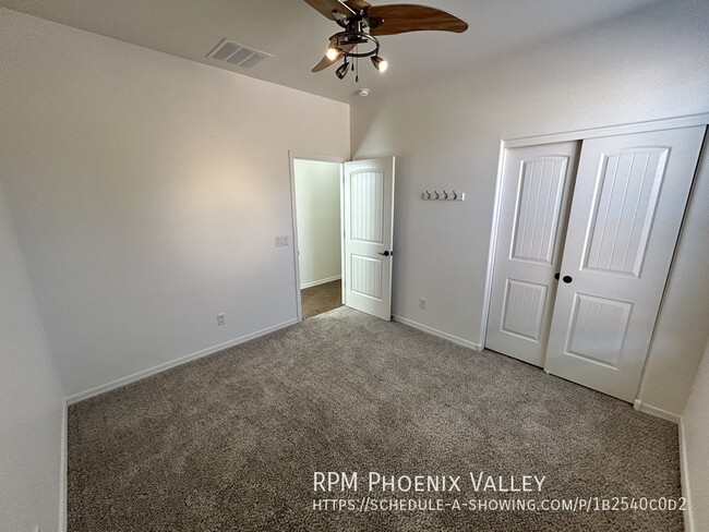 Building Photo - Spacious Bright N. Phx 4/2 w/POOL & *NEW* ...