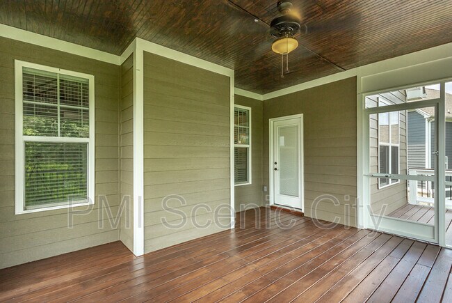 Building Photo - 7725 Peppertree Dr