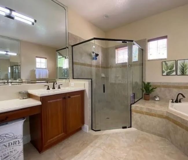 Building Photo - 3813 Golden Knot Dr