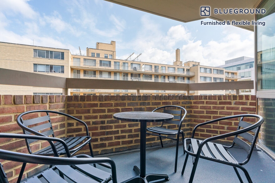 Building Photo - 2140 L St NW