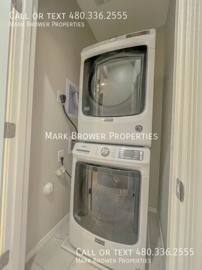 Building Photo - 2661 S Sulley Dr