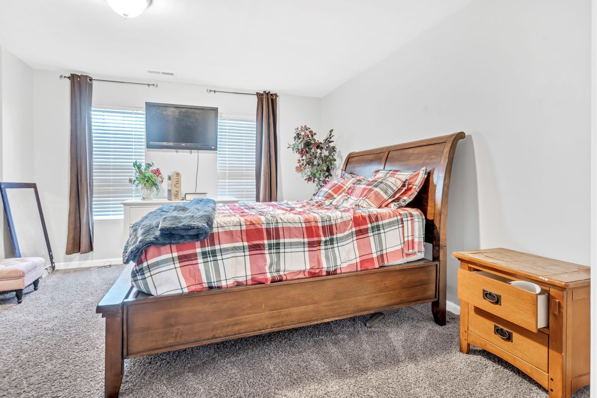 Building Photo - 5077 Stonewood Pines Dr