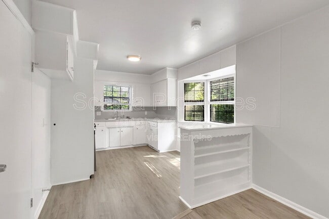 Building Photo - 1809 S Birch Ave