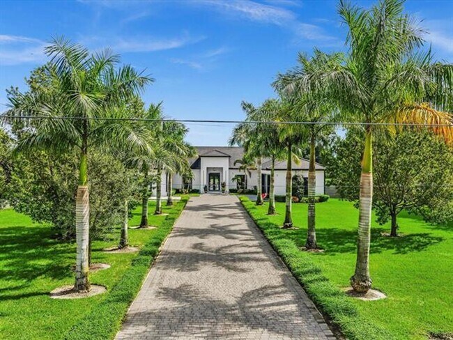 Building Photo - 6122 SW 173rd Way