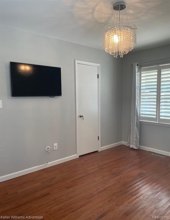 Building Photo - 2520 Greenlawn Ave