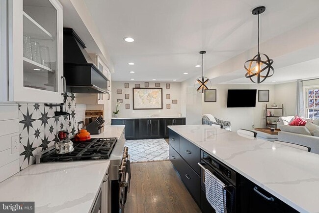 Building Photo - 3100 Franklin St