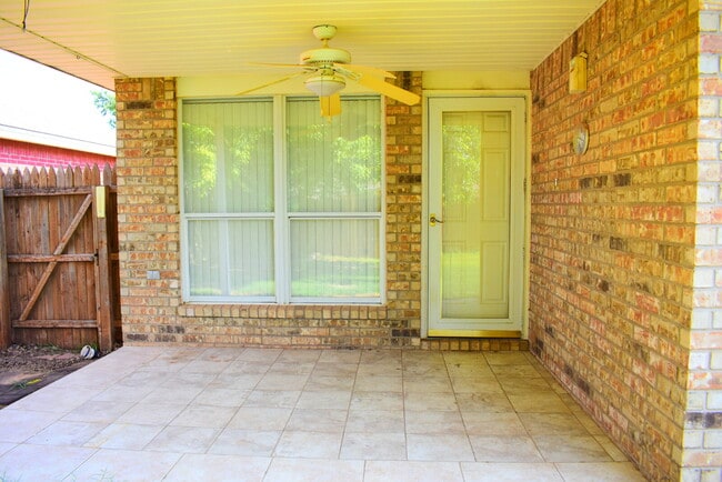 Building Photo - Beautiful home in Frenship School District