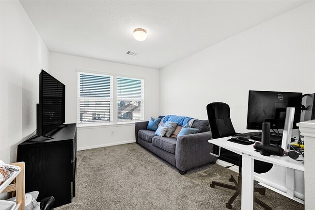 Building Photo - 5238 Tall Tower St