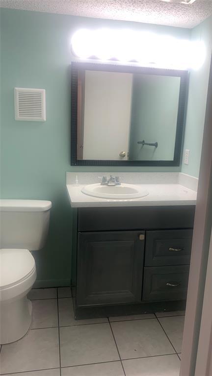 Building Photo - 10110 Forum W Dr