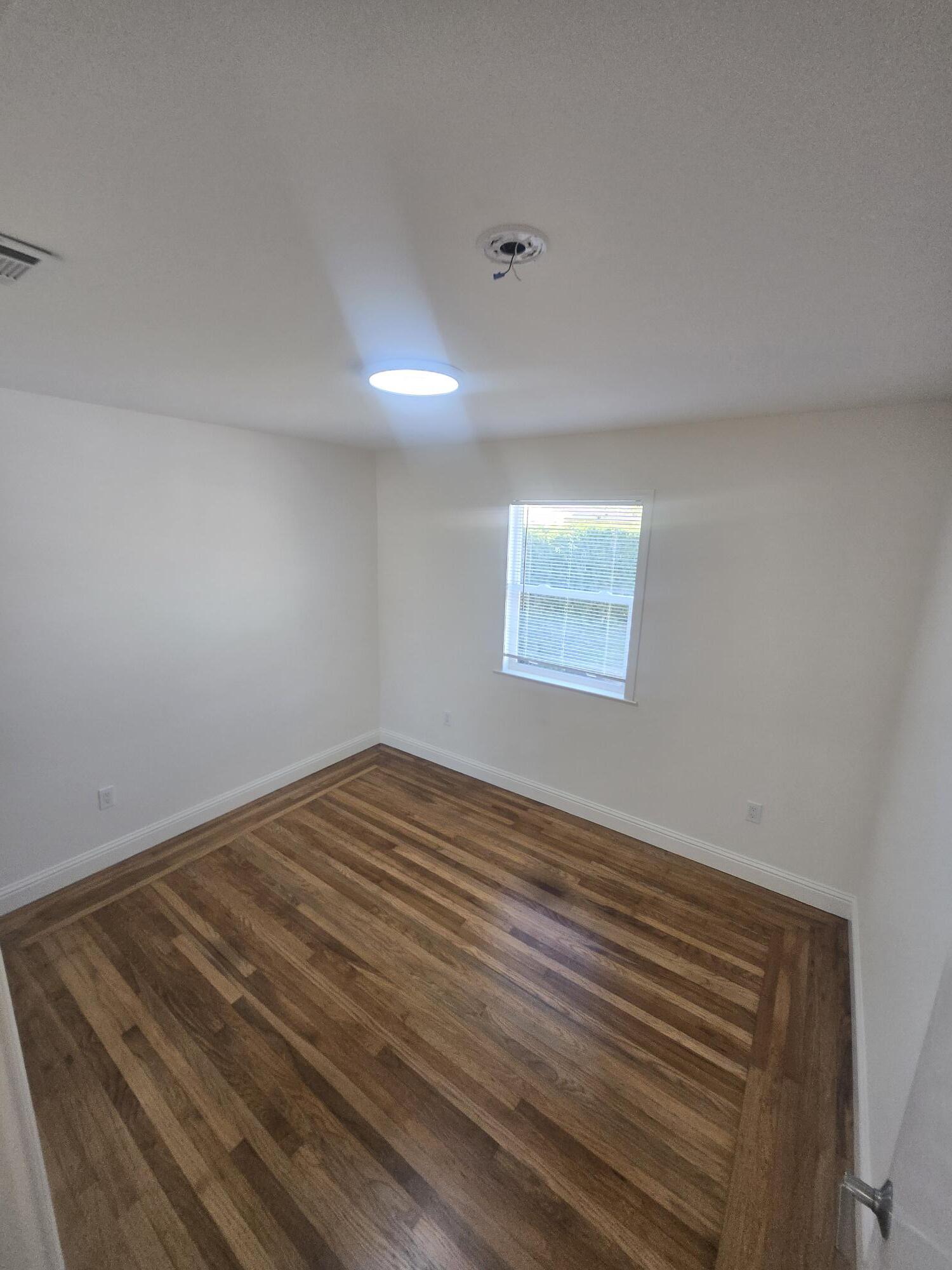 Building Photo - 5137 Garvin Ave