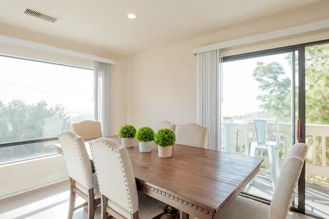 Building Photo - Hilltop 5BR Retreat w/ Sunset Views + Game Room