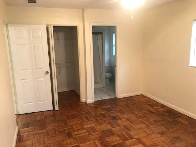 Main Bedroom - 1819 Ivy Ln