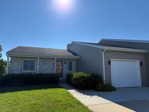 Building Photo - 2668-2670 Mutchler Road