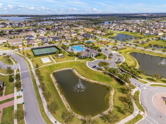 Building Photo - 15986 Johns Lake Overlook Dr