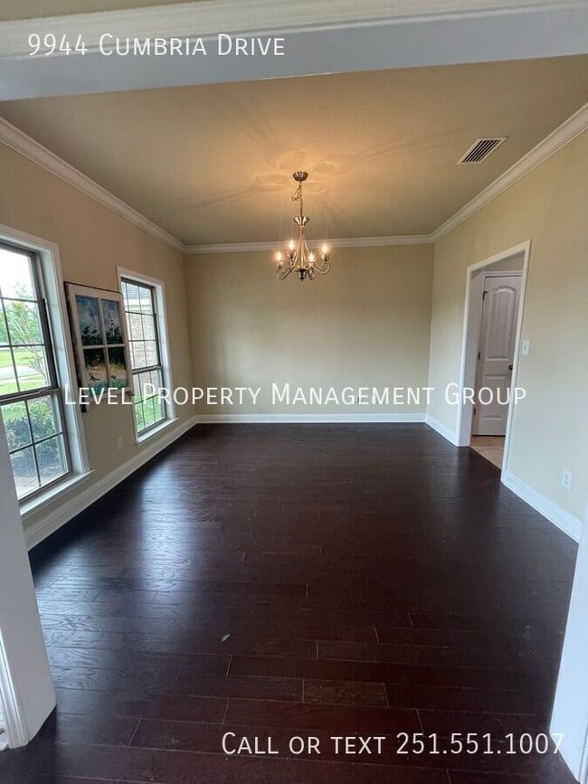 Building Photo - 9944 Cumbria Drive