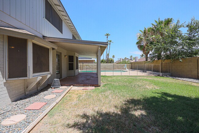 Building Photo - 6207 W Riviera Dr