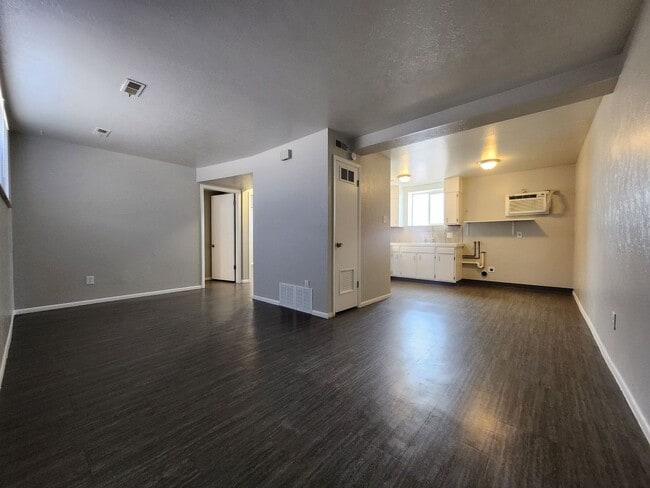 Building Photo - 3501 Baltimore Ave