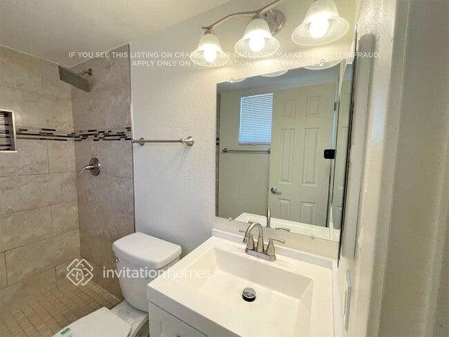 Building Photo - 4106 N 84th Cir